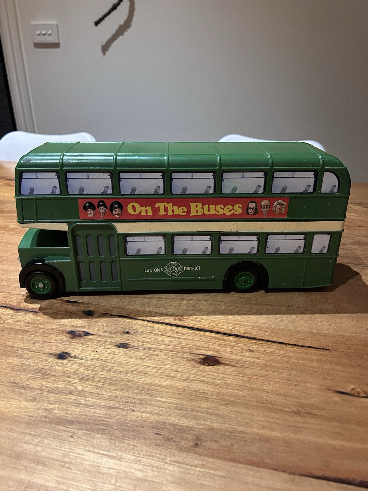 On The Buses Ltd Ed Bus DVD Box Set Lights Up 2009 #0253/5000 Complete series