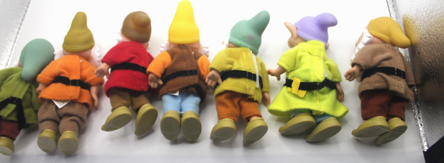 Disney Seven Dwarfs Complete Set Simba Vintage Plush and Vinyl Figures 12cm