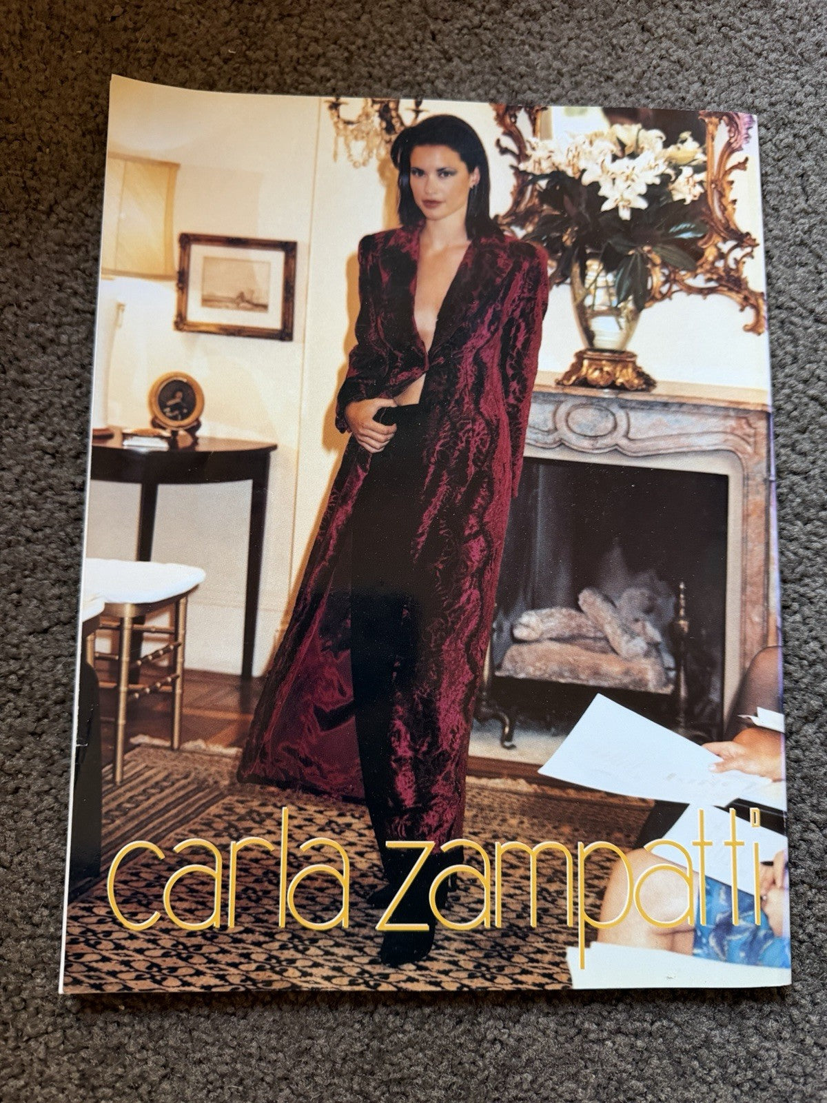 Vintage  February 1998 VOGUE Australia Magazine
