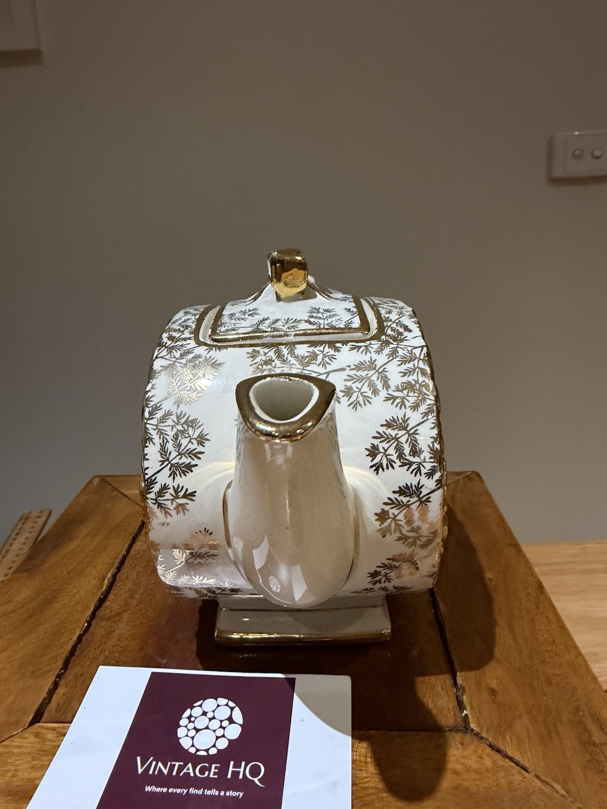 Vintage Teapot Sadler Style Cottage Scene Gold Gilt Transferware England