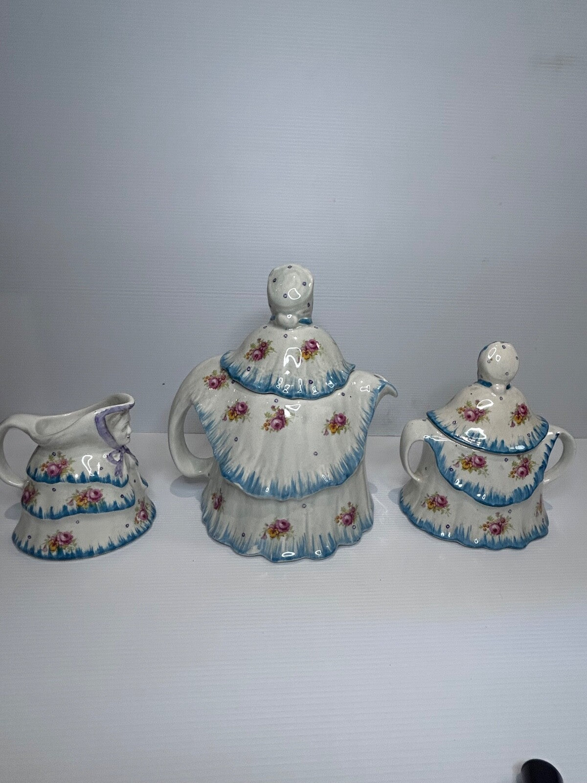 Vintage 1930s “Little Old Lady” Teapot Trio Set – Made in England – Handpainted