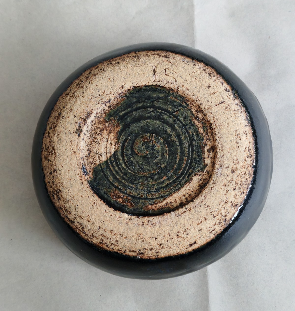 Vintage Studio Pottery Bowl. Tenmoku Glaze – Stoneware