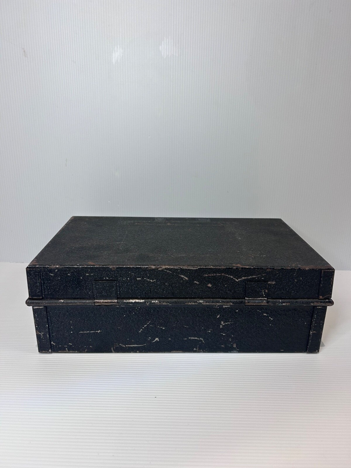 Vintage Lawdex  Model-It MFG Co. Sydney Metal Box – c.1950s to 1960s