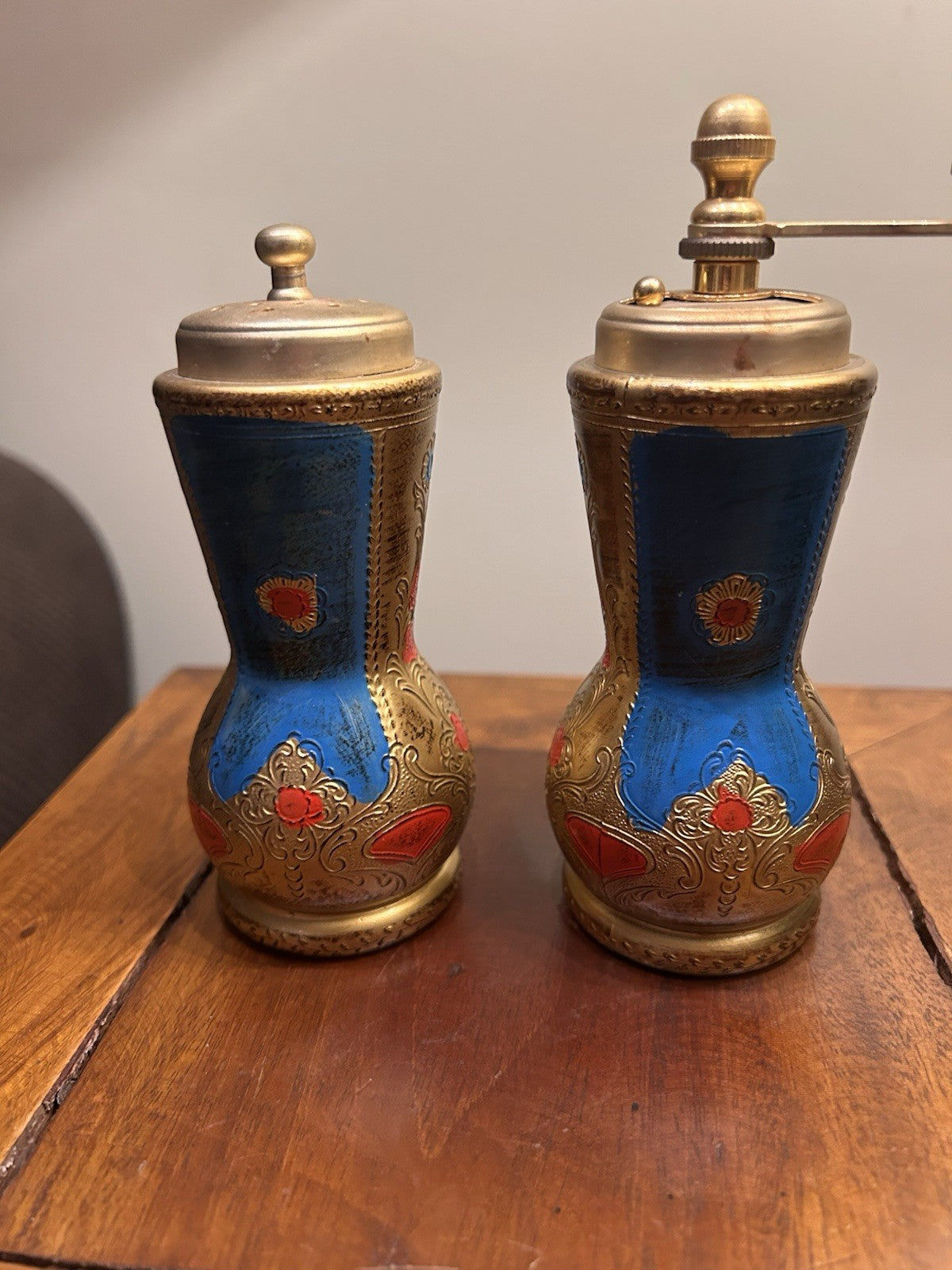 Vintage Italian Salt Pepper Grinder Set Blue Gold Florentine Style Pair