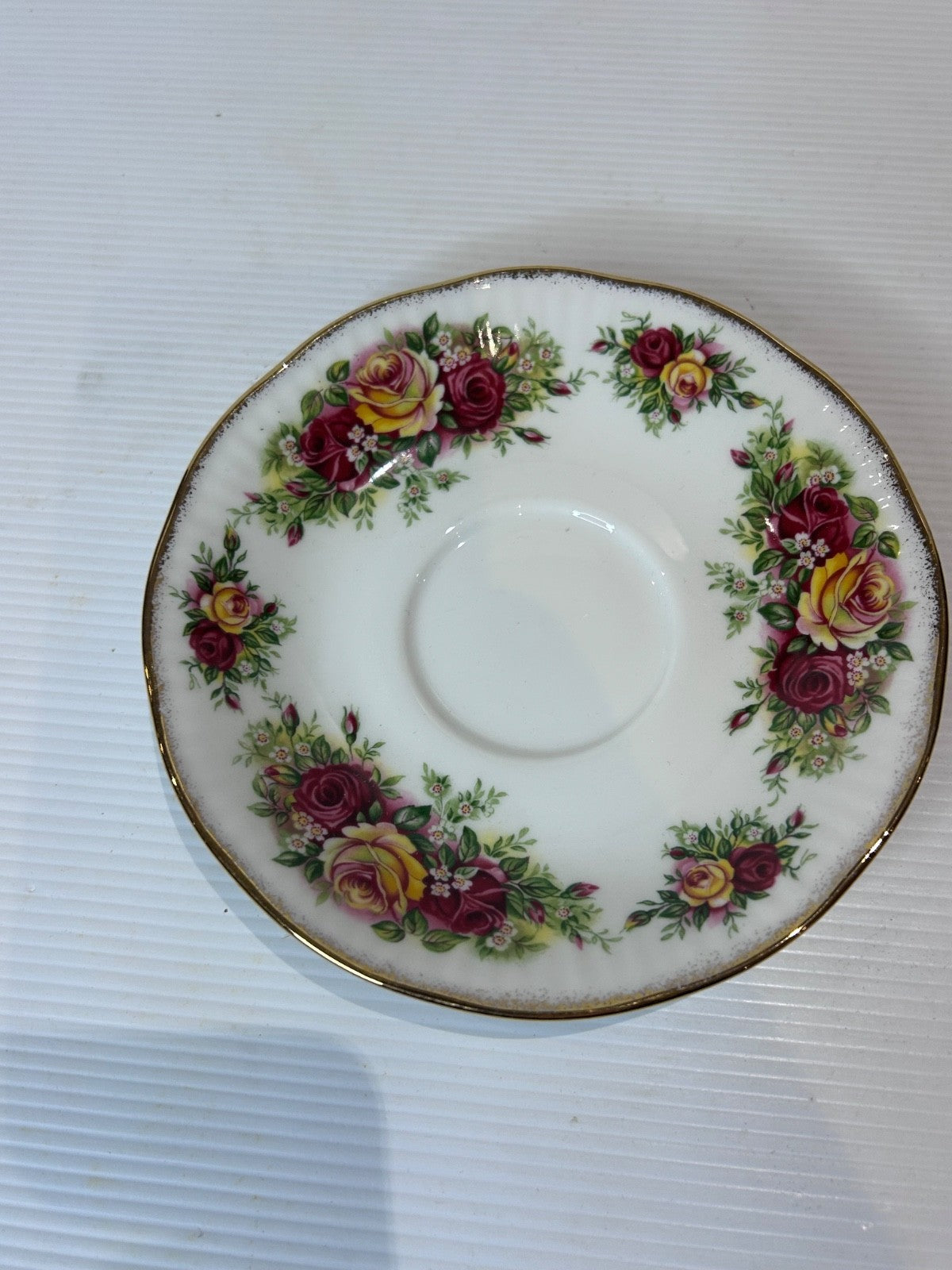 Elizabethan English Garden Saucer Fine Bone China Staffordshire England