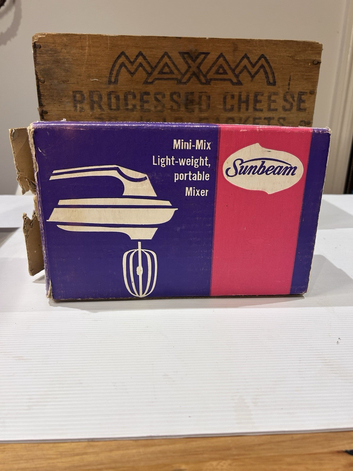 Vintage Sunbeam Mini-Mix Hand Mixer Model AM4 w/ Box – Made in Australia WORKS