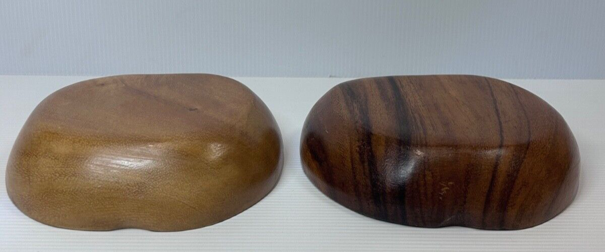 Vintage Wooden Apple-Shaped Bowls – Set of 2 – 1970s Hand-Carved