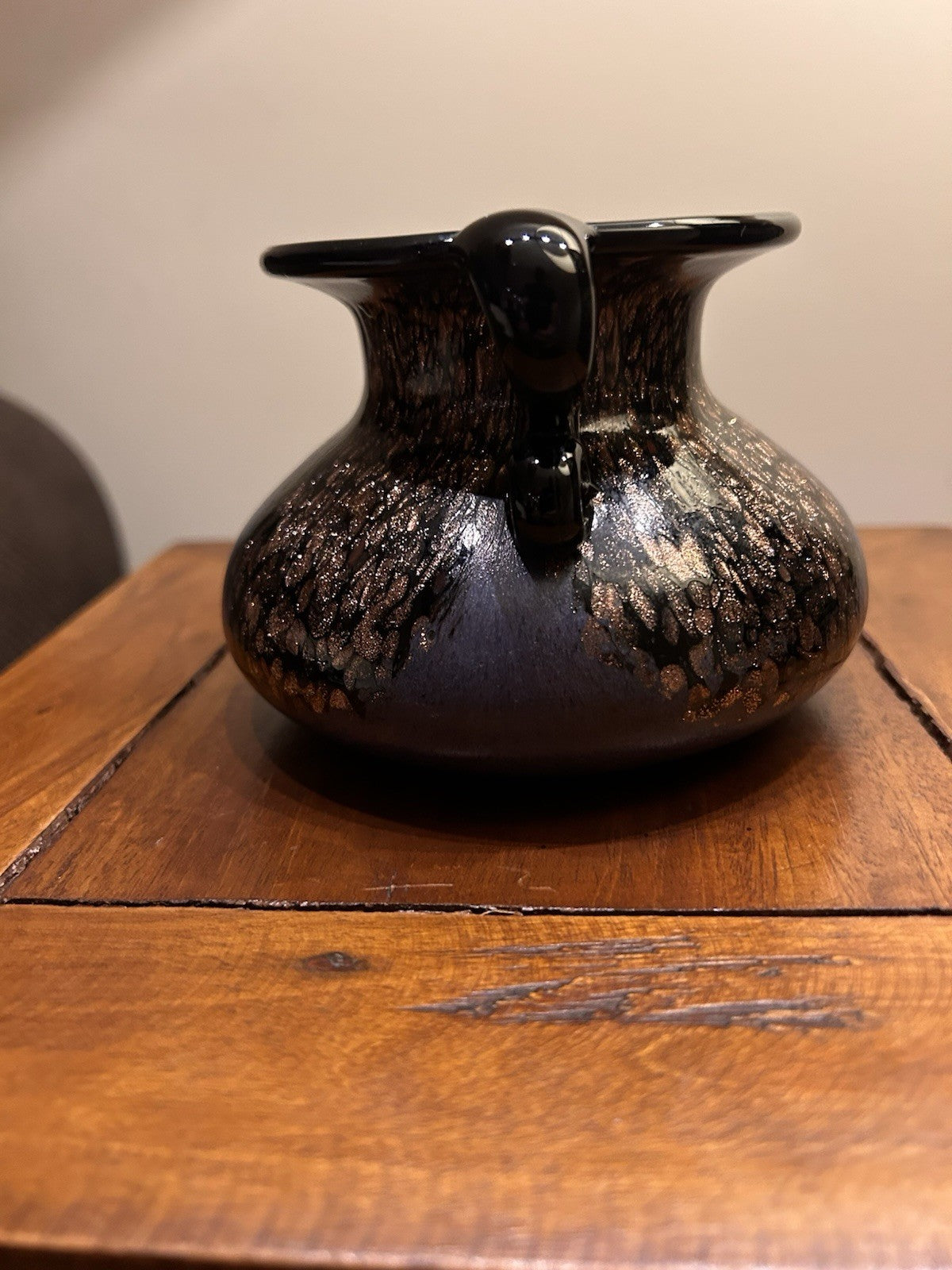 Dale Tiffany Style Art Glass Amphora Vase Black Copper Aventurine Pot Belly