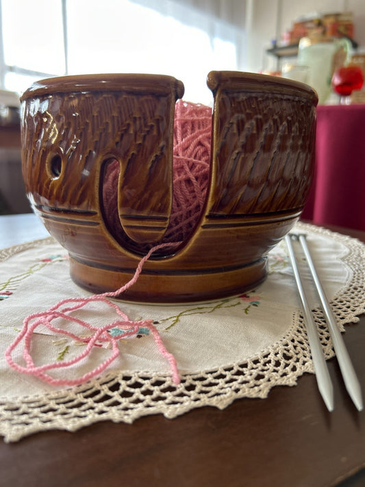 Bendigo Pottery Yarn Bowl. Australia Studio Pottery