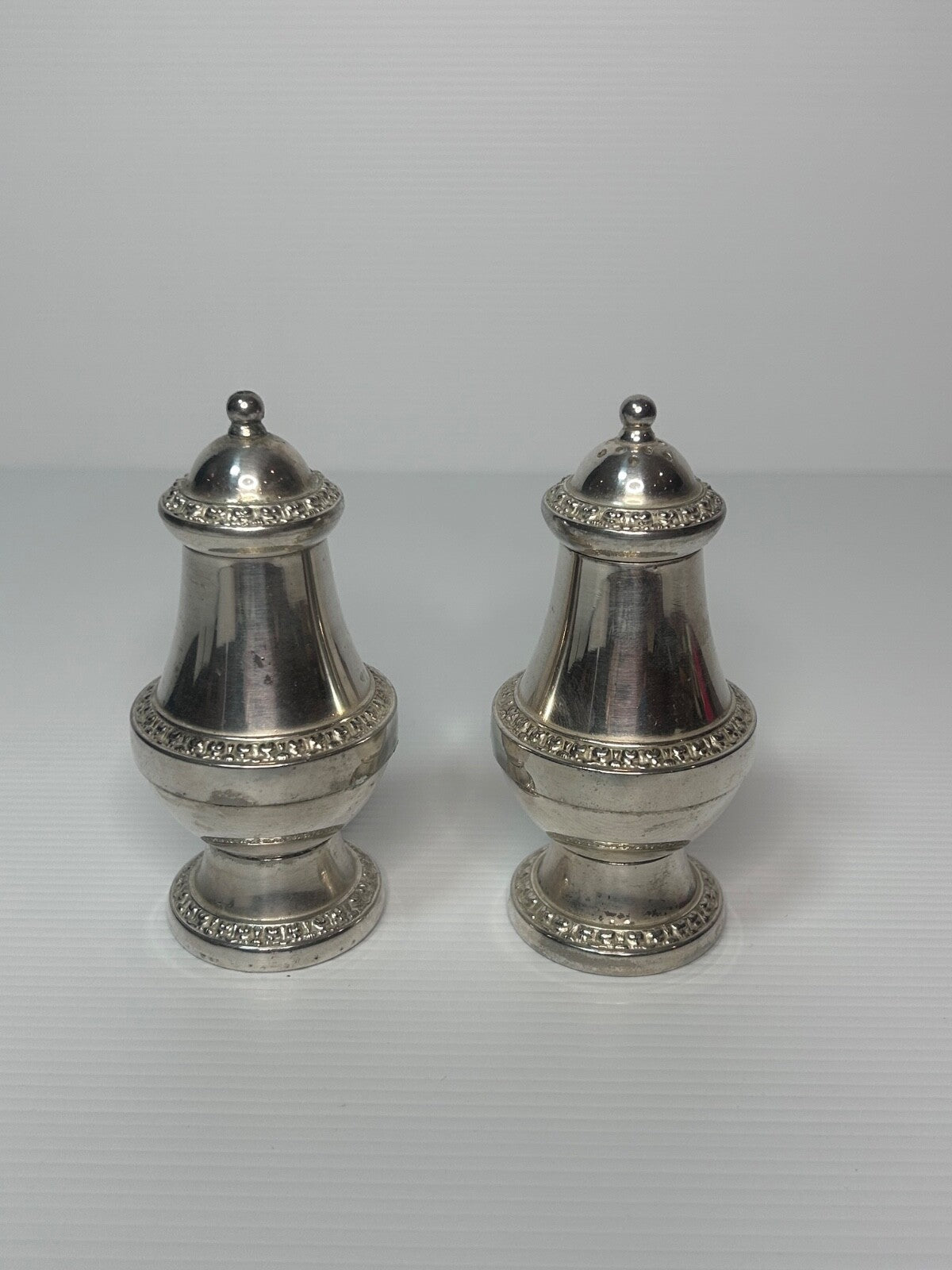 Vintage Ianthe Silver Plated Salt & Pepper Shakers – Made in England – Ornate