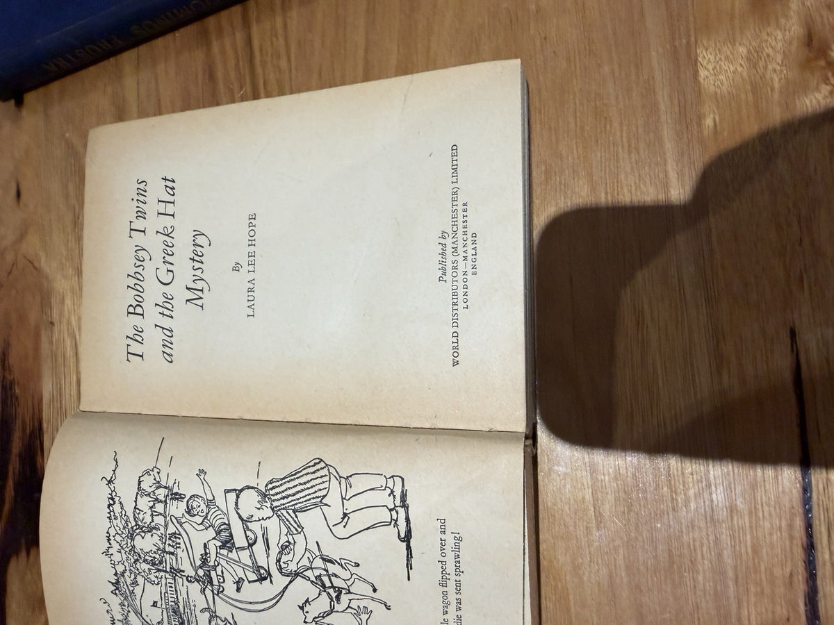 Bobbsey Twins Greek Hat Mystery 1965 1st UK Ed Laura Lee Hope Hardcover