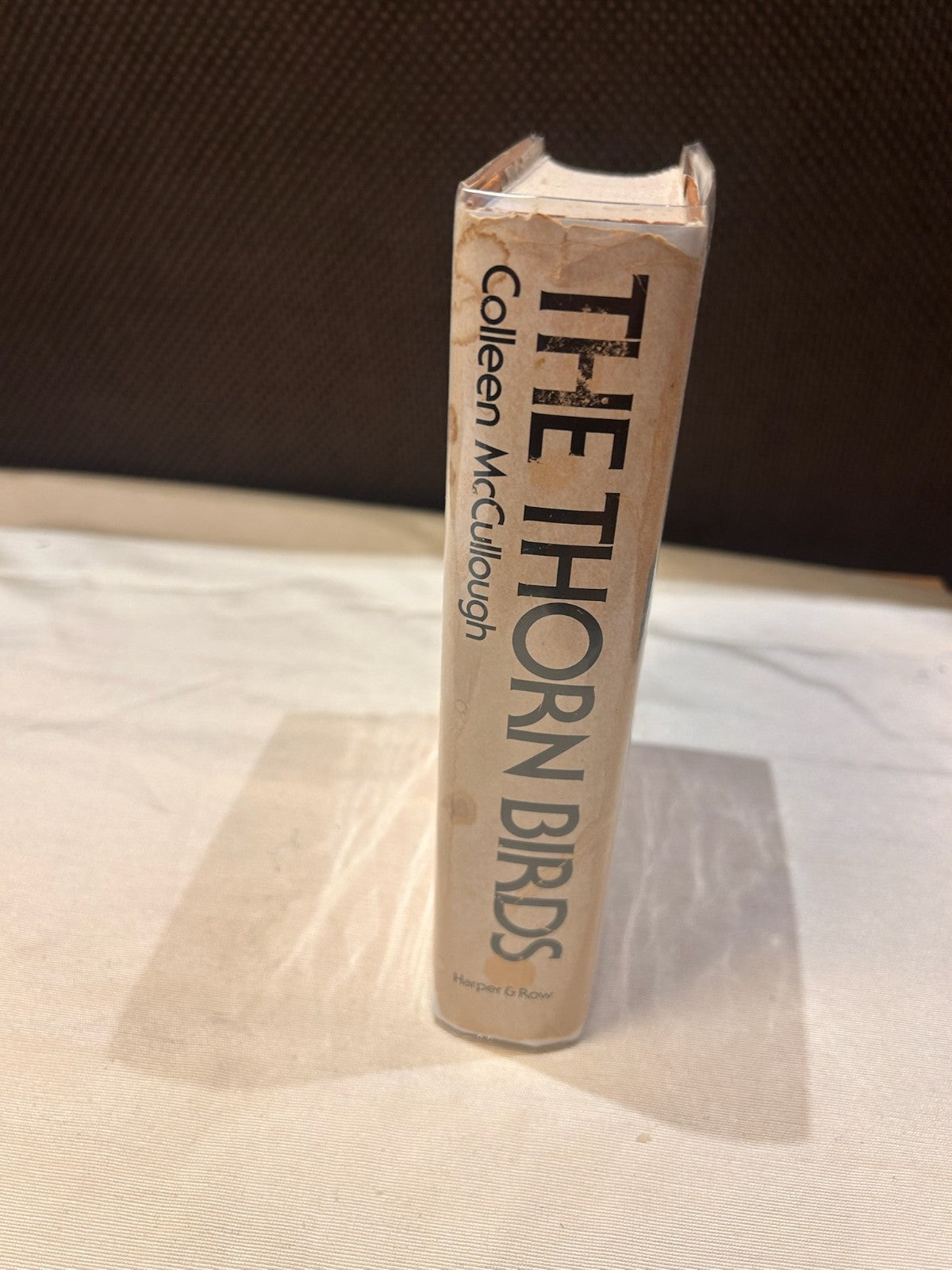 The Thorn Birds – Colleen McCullough | Vintage Hardcover w/ Dust Jacket 1st Ed