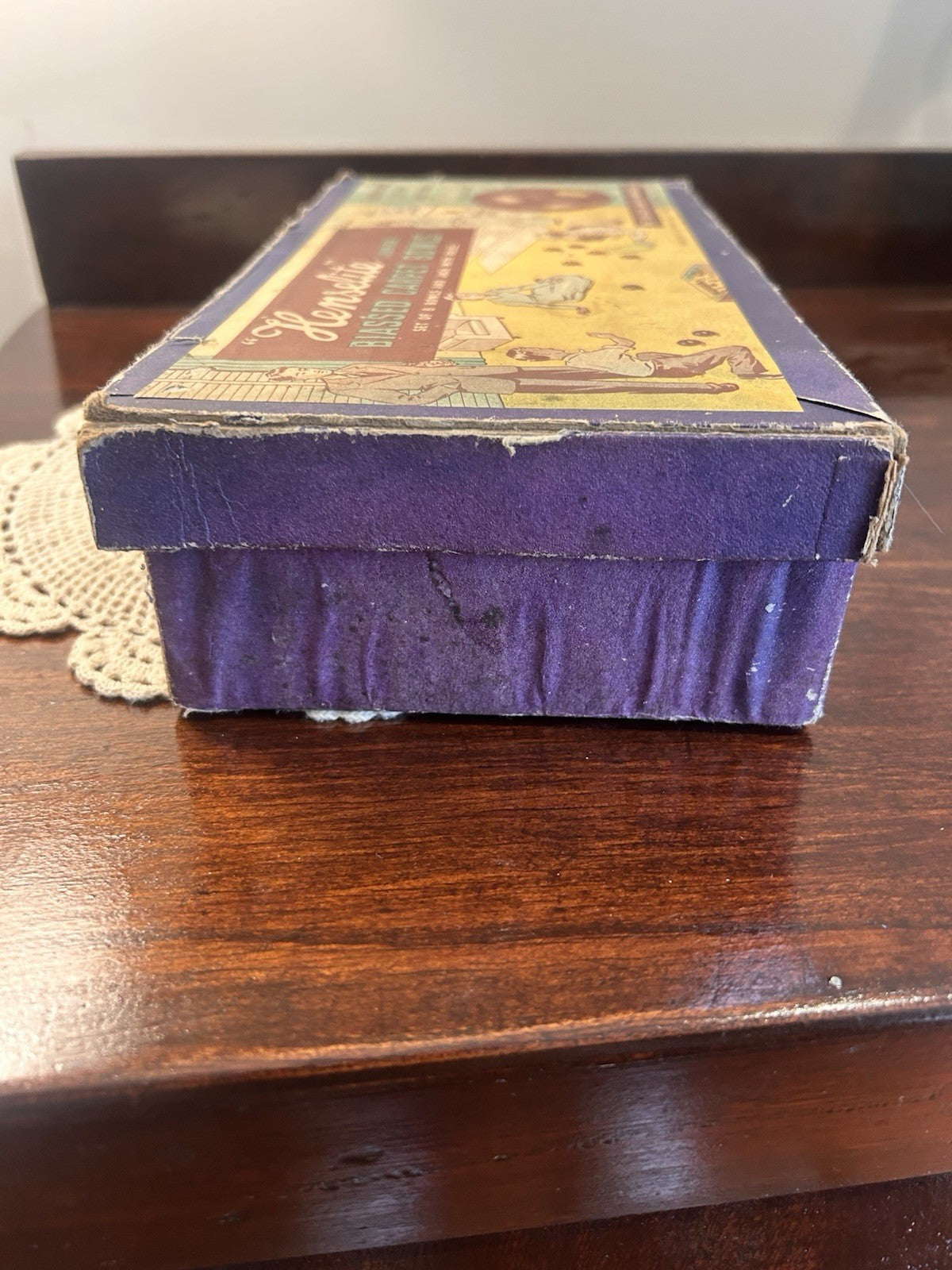 Vintage c1950s Henselite Junior Biassed Carpet Bowls Complete Set, Jack & Rules