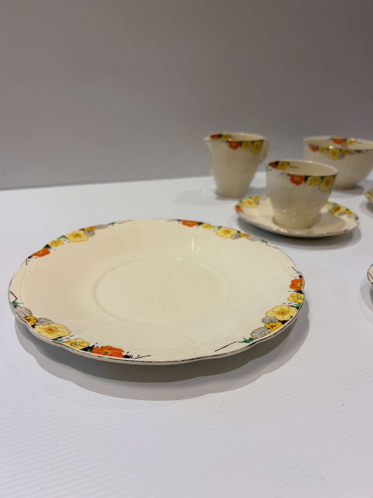 Royal Marigold Raymond Meakin 4 Cups/Saucers , Jug, Sugar & Plate & free extras