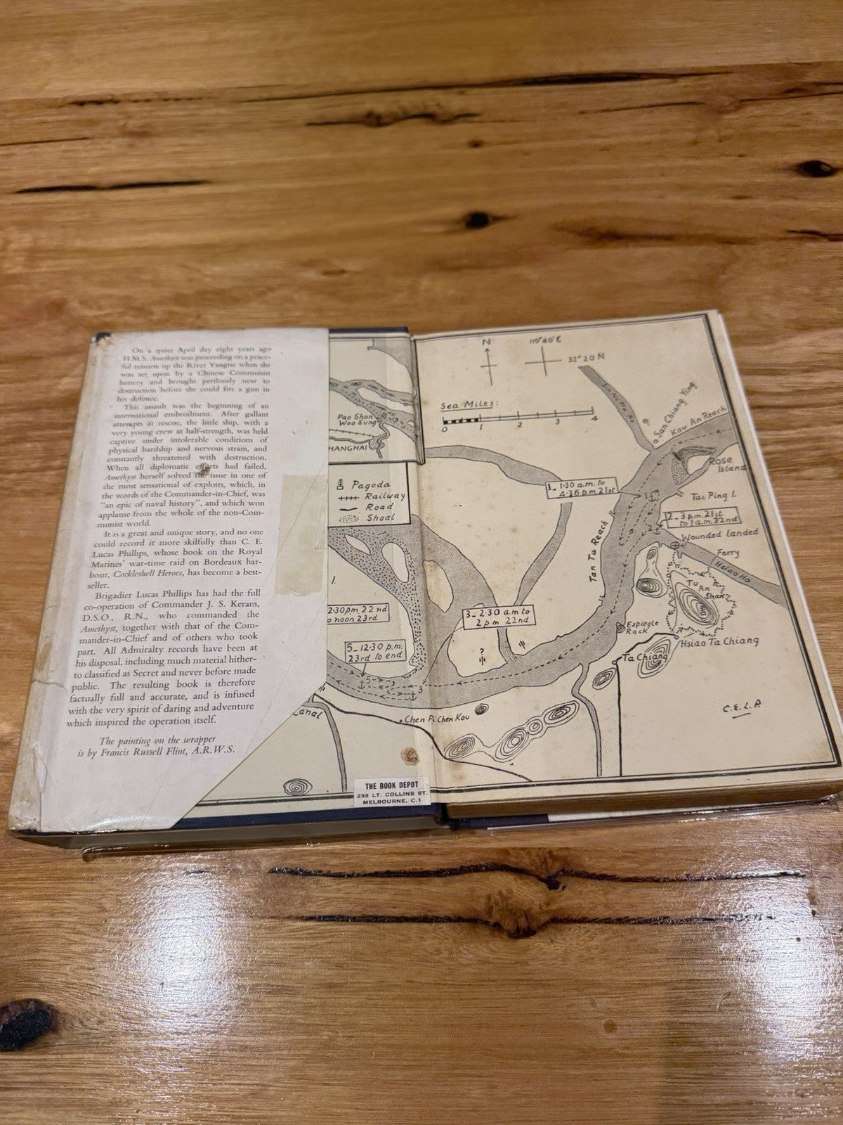 Escape of the Amethyst C.E. Lucas Phillips 1957 1st Ed Heinemann Naval History