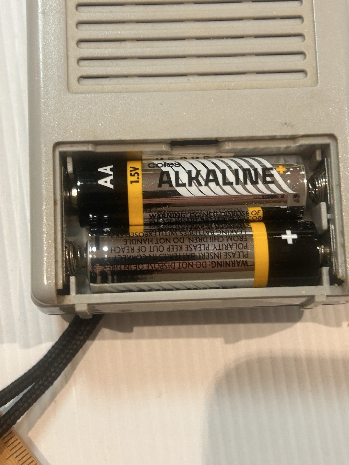 Vintage Sanyo RP-5069S Portable AM/FM 2 Band Receiver Radio Works