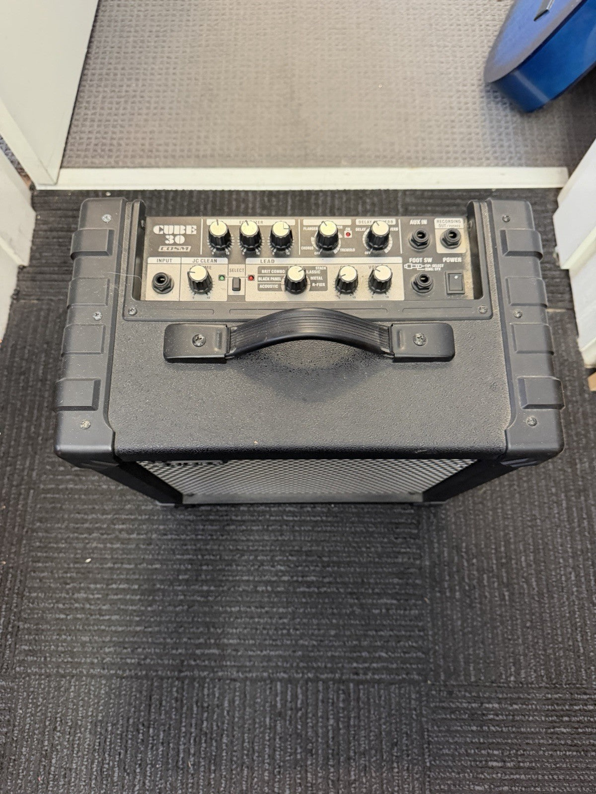 Roland Cube 30 COSM Guitar Amplifier 30W Effects Vintage Practice Amp