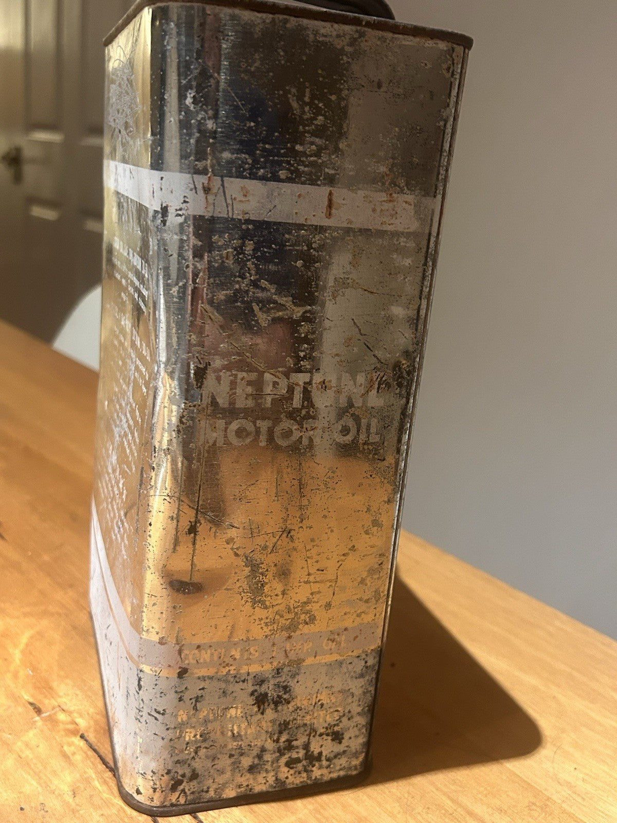 Vintage Neptune Motor Oil Tin Can 1 Gallon Australian Petroliana Collectable