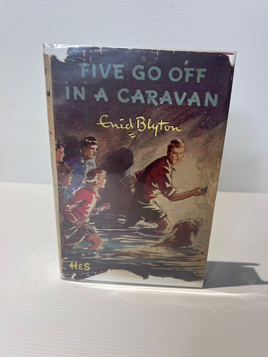 Enid Blyton Five Go Off in a Caravan 1952 HC DJ 6th Impr Famous Five