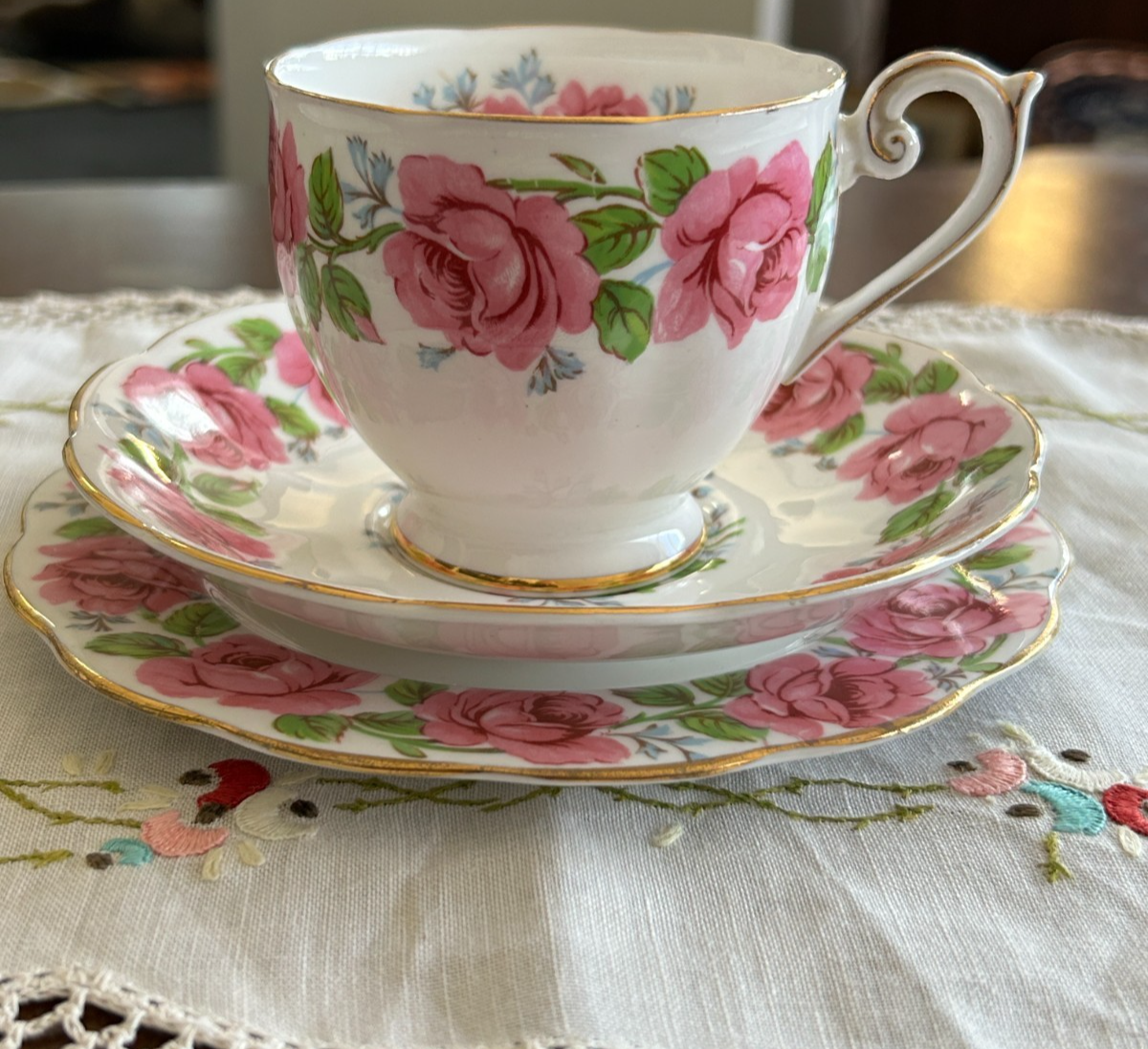 Queen Anne | Lady Alexander Rose | Trio Fine Bone China | English Pink Roses