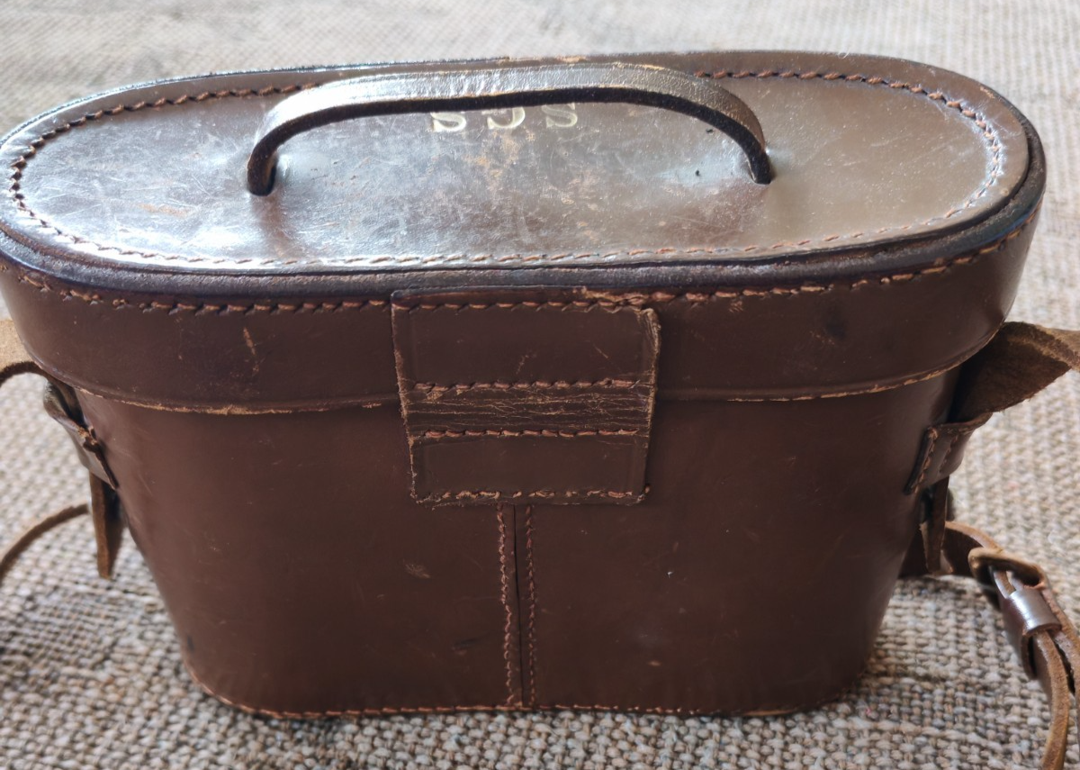 Barr & Stroud 8x C.F. 18 Field Binoculars w/ Leather Case | Glasgow & London