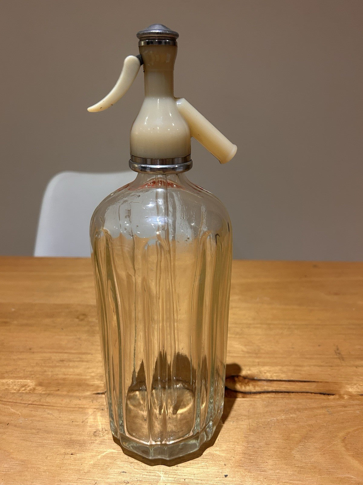 Pair of Schweppes Soda Siphons 1950s Bakelite Tops Cream & Black Levers