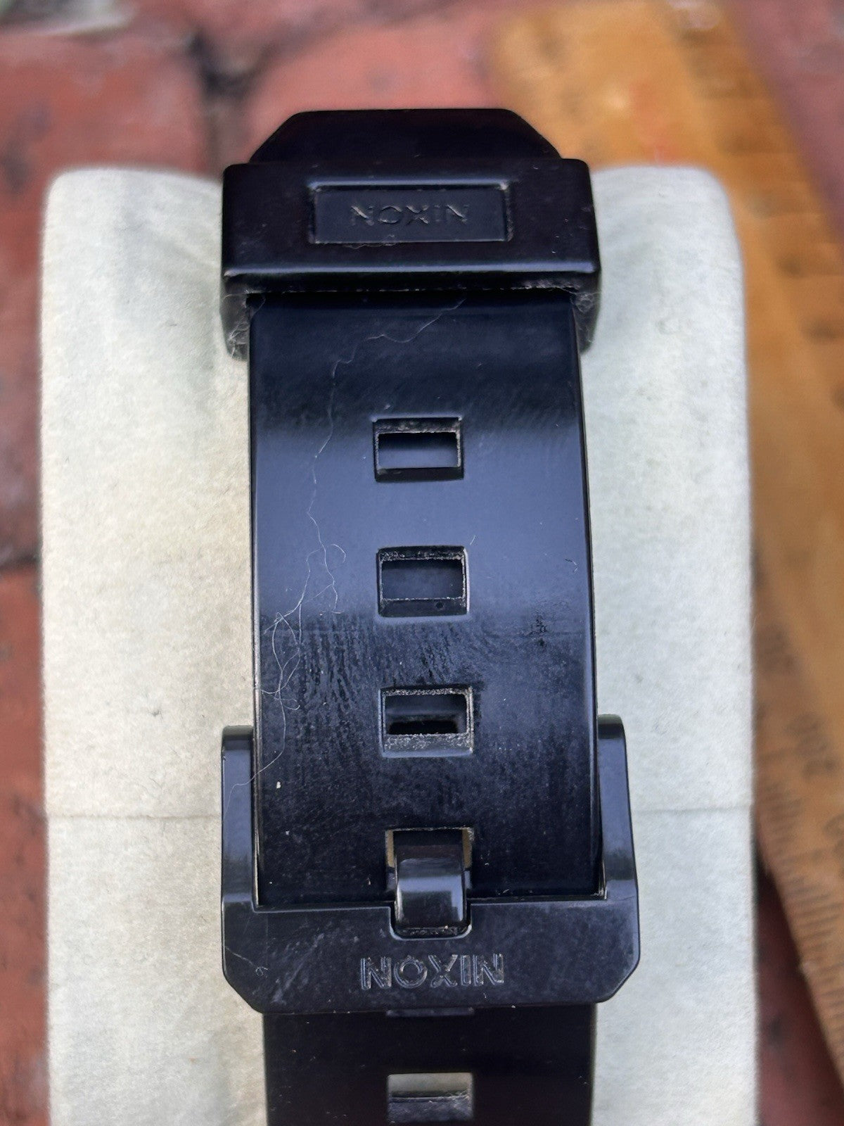 Nixon Minimal Time Teller P Watch Black Quartz Japan Movt 100m New Battery