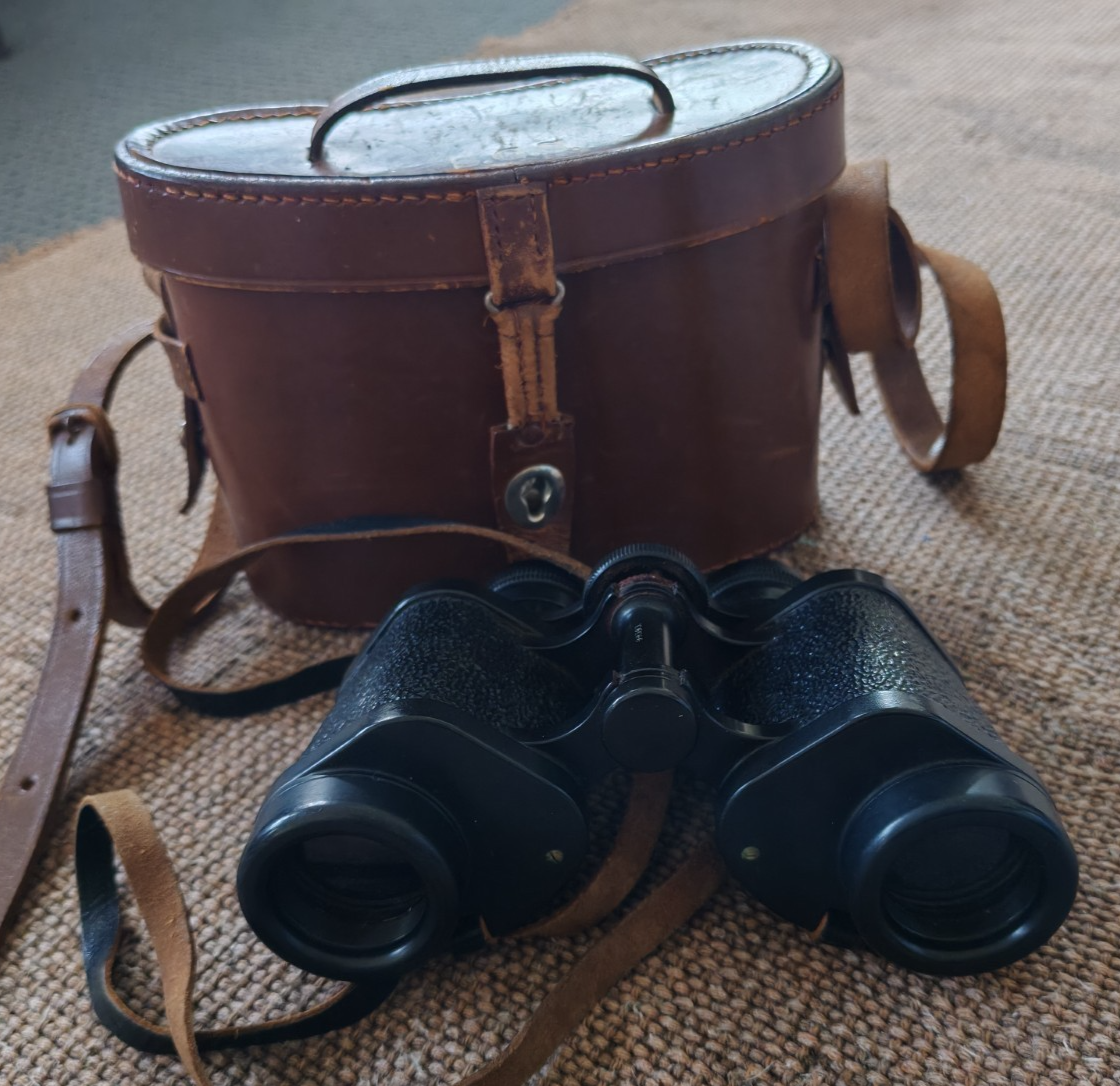 Barr & Stroud 8x C.F. 18 Field Binoculars w/ Leather Case | Glasgow & London