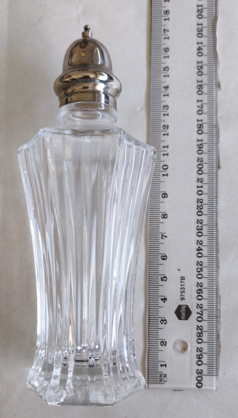 Vintage Mikasa Crystal Salt & Pepper Shakers – Set of Four