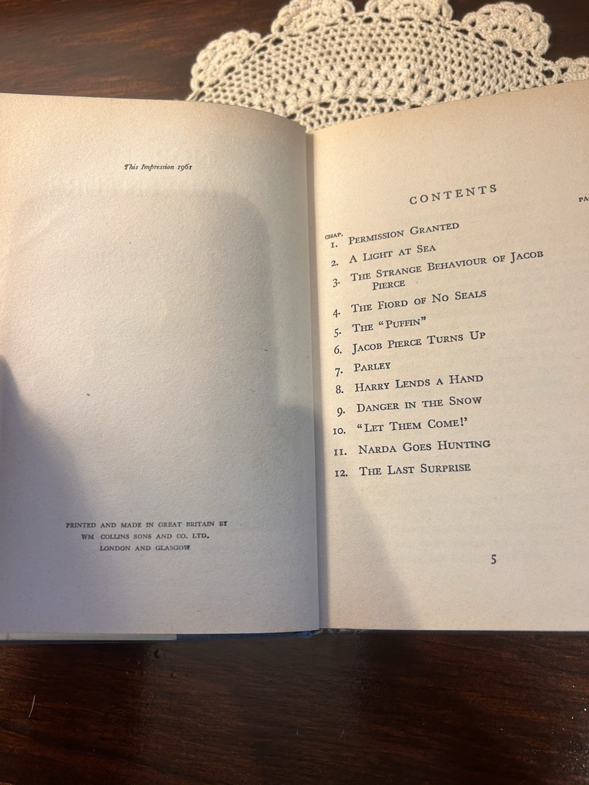 North to Adventure K.M. Peyton 1961 HC DJ Collins London Arctic Adventure Novel