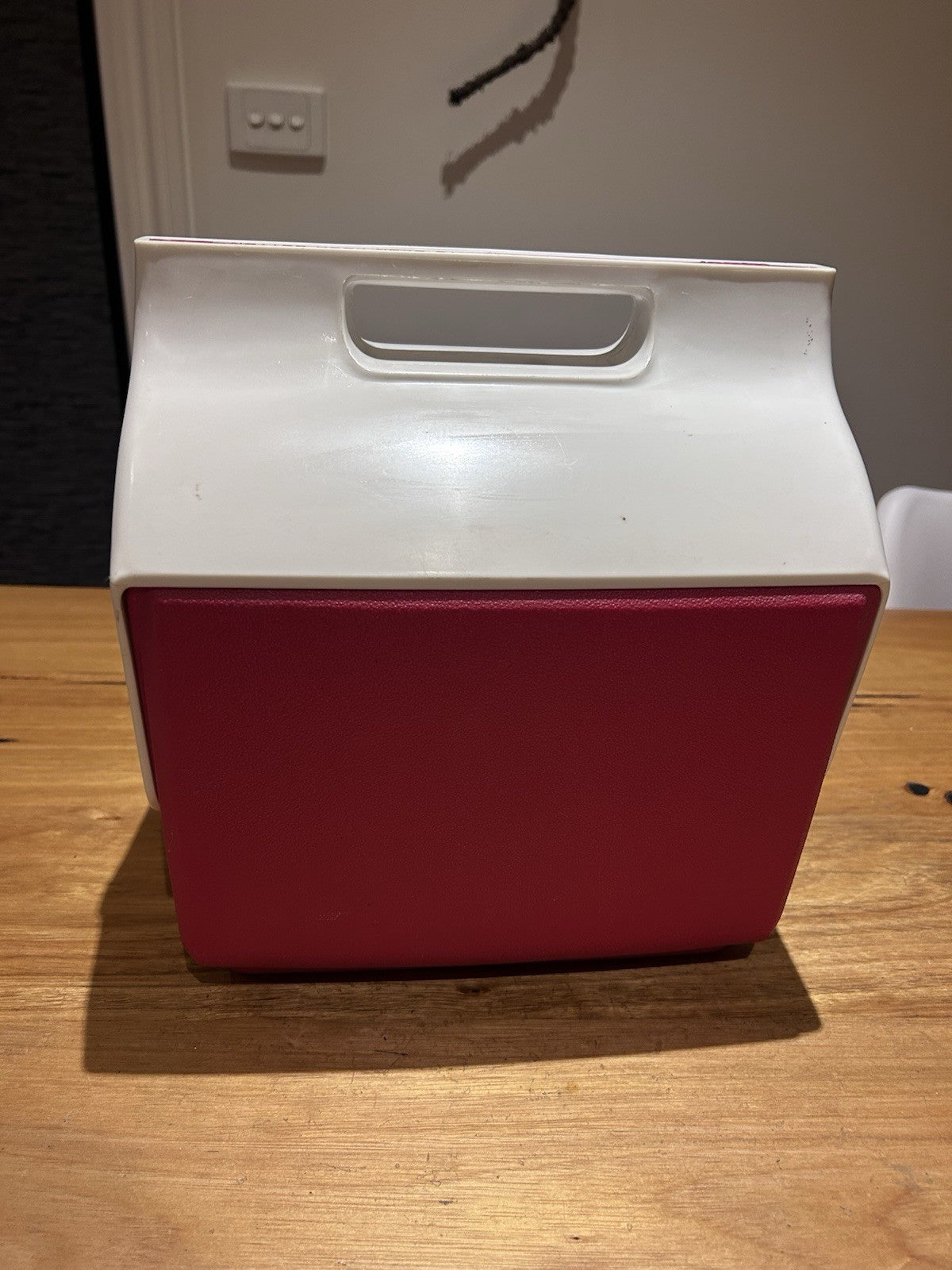 Vintage Igloo Little Playmate Cooler Red & White Retro Lunchbox USA Made 1980s