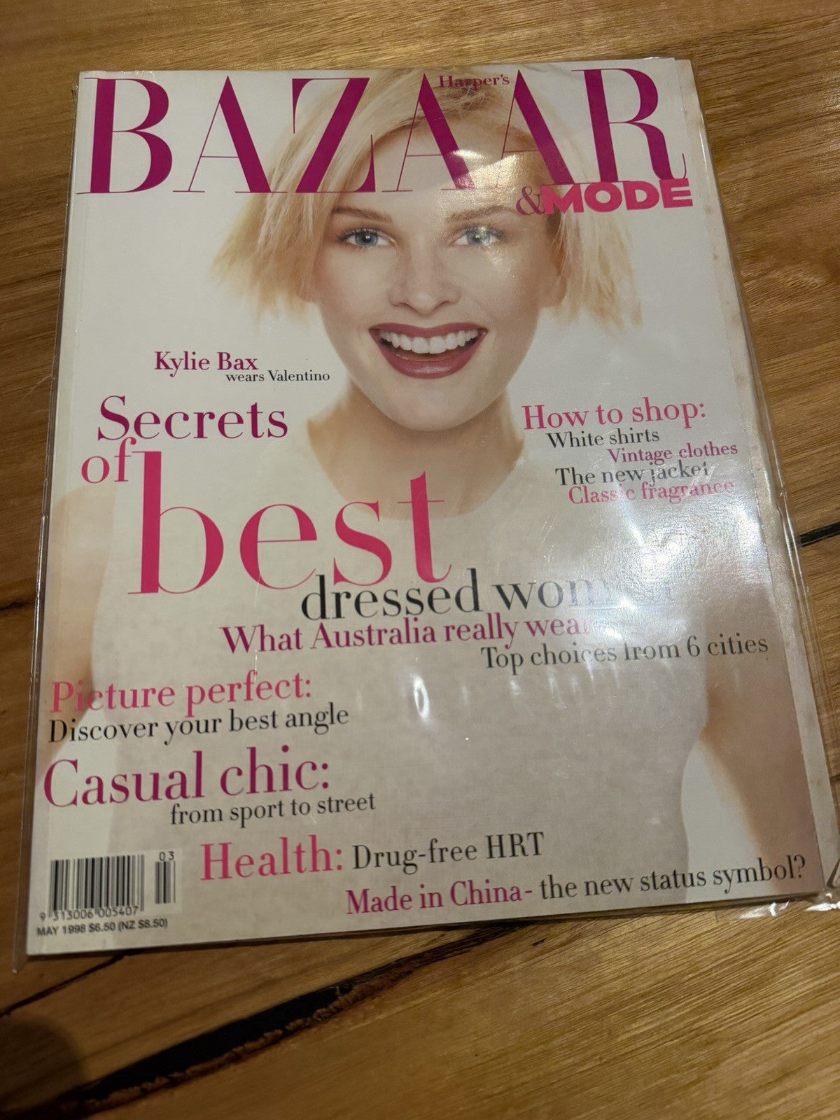 Harper’s Bazaar Australia May 1998 Kylie Bax Cover Vintage Fashion Magazine