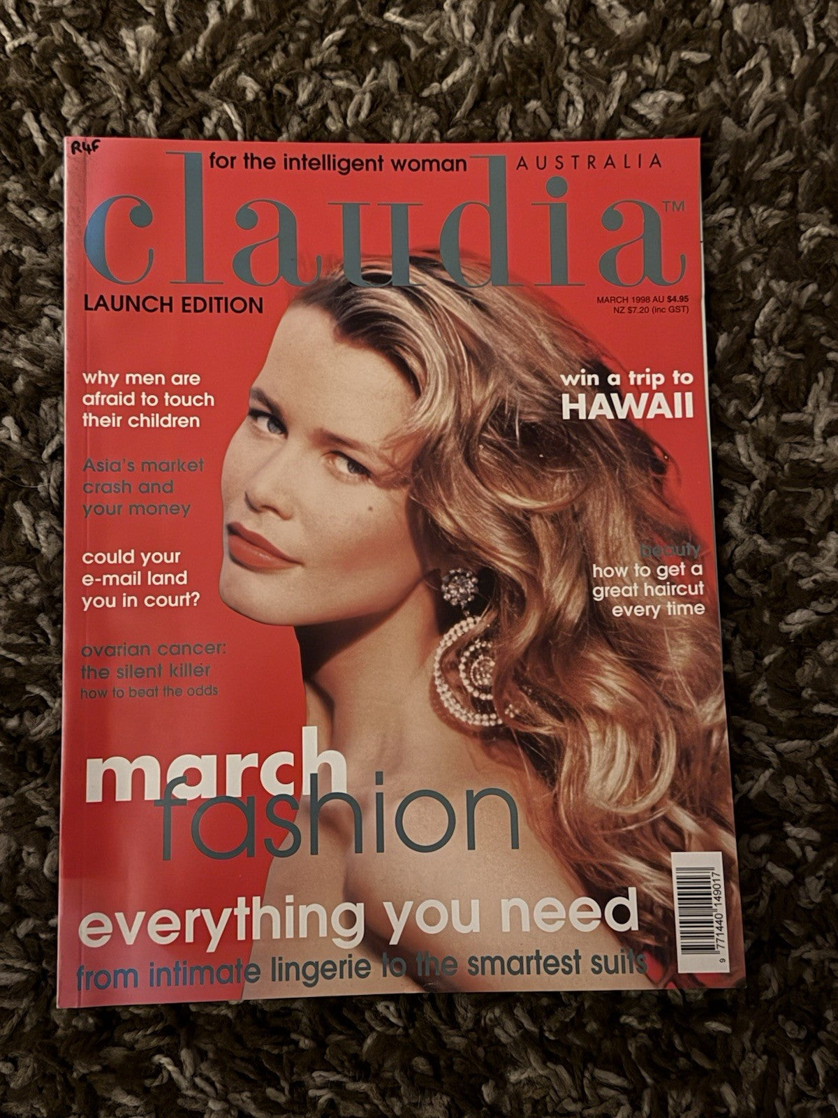 Claudia Australia March 1998 Launch Edition Megan Gale Claudia Schiffer