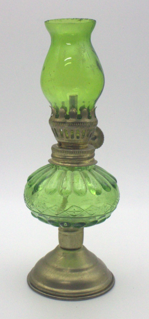 Vintage Green & Amber Glass Oil Lanterns – Decorative Mini Table Lamps