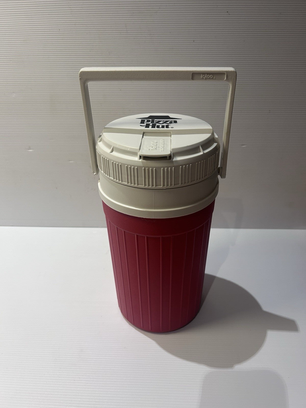 Vintage Pizza Hut Igloo Cooler – Retro Red Thermos Jug 90s Promotional Drinkware