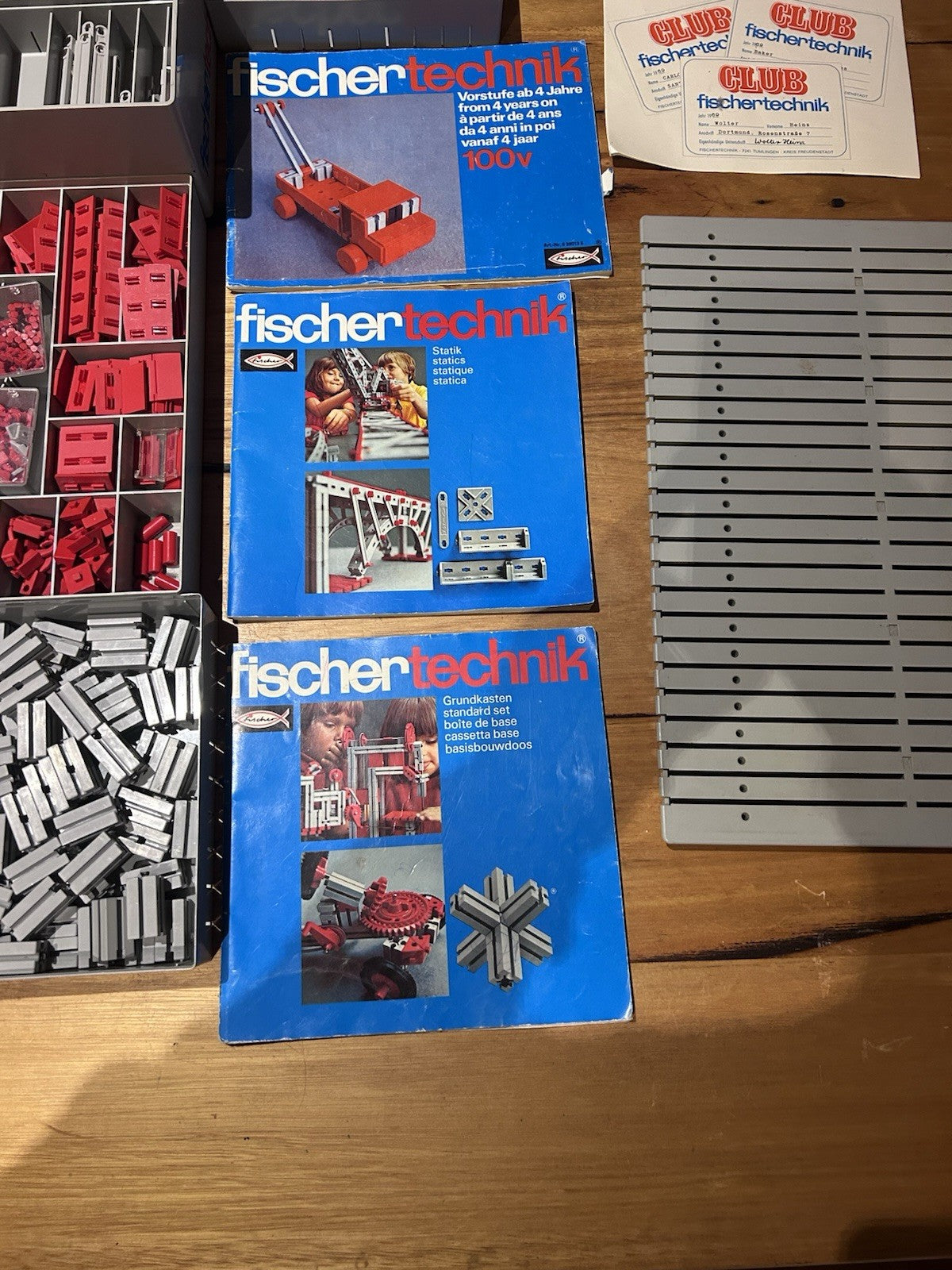 Fischertechnik Vintage Sets x3 w/ Manuals & Club Cards – 1969–1980s STEM Toy