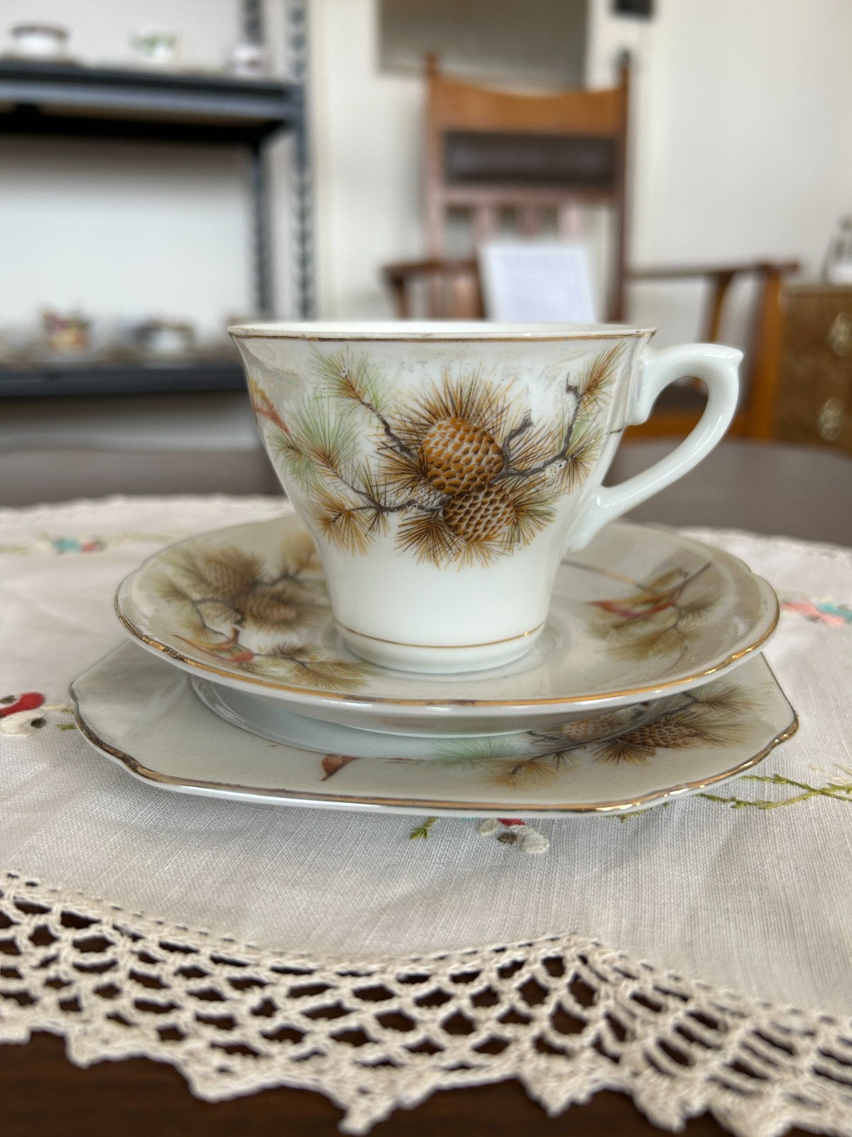 Vintage Pine Cone Bird Tea Trio Cup Saucer Plate Lustreware Japan