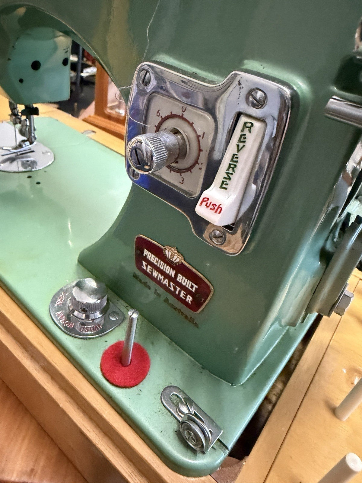 Vintage Pinnock Sewmaster Sewing Machine Mint Green Made Australia Working Case