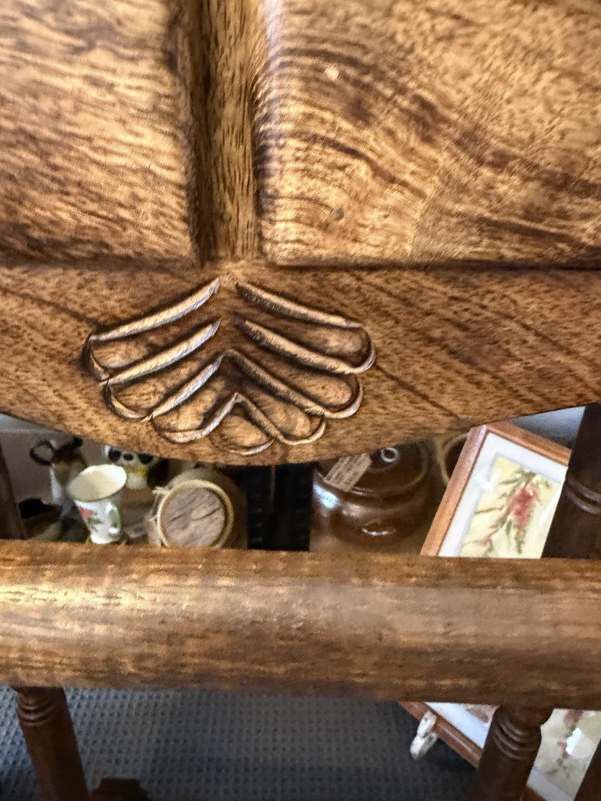 Gentleman’s Valet Stand 2 Drawer Timber Suit Clothes Hanger Antique Style