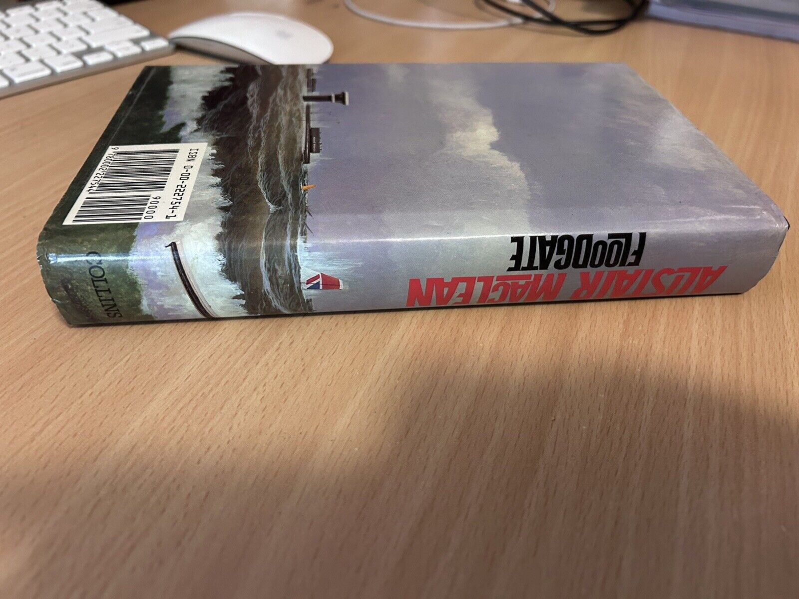 Floodgate Alistair MacLean 1st Edition with dust jacket