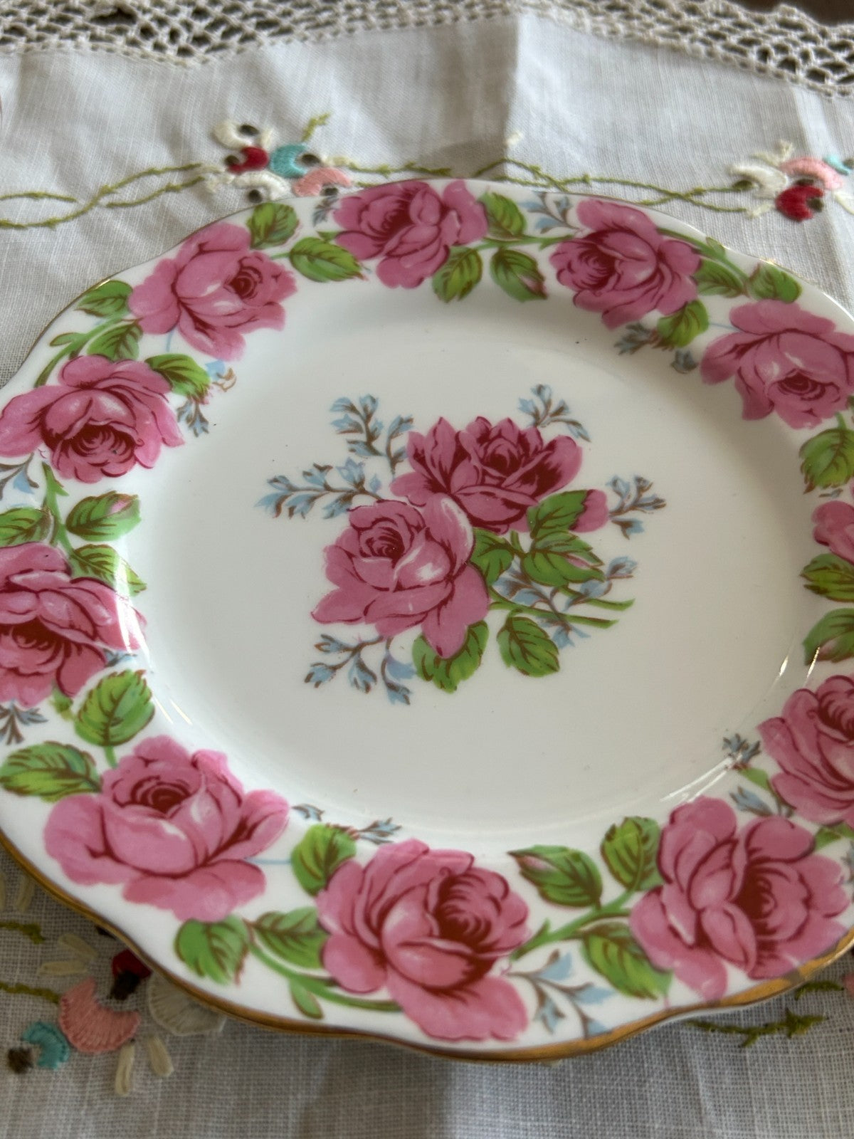 Queen Anne | Lady Alexander Rose | Trio Fine Bone China | English Pink Roses