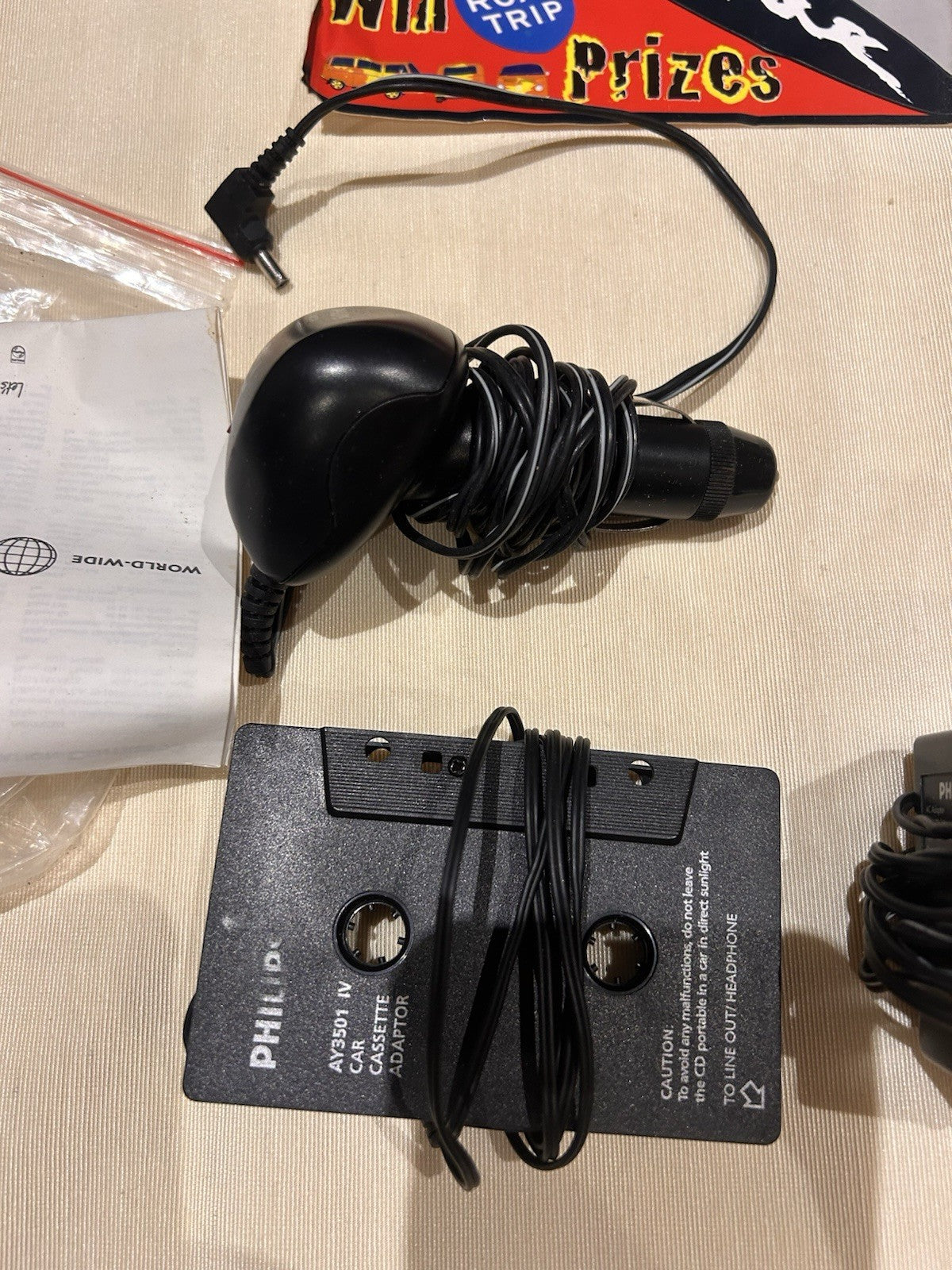 Philips AZ9003 Discman CD Player Boxed ESP 12s Vintage – Not Working