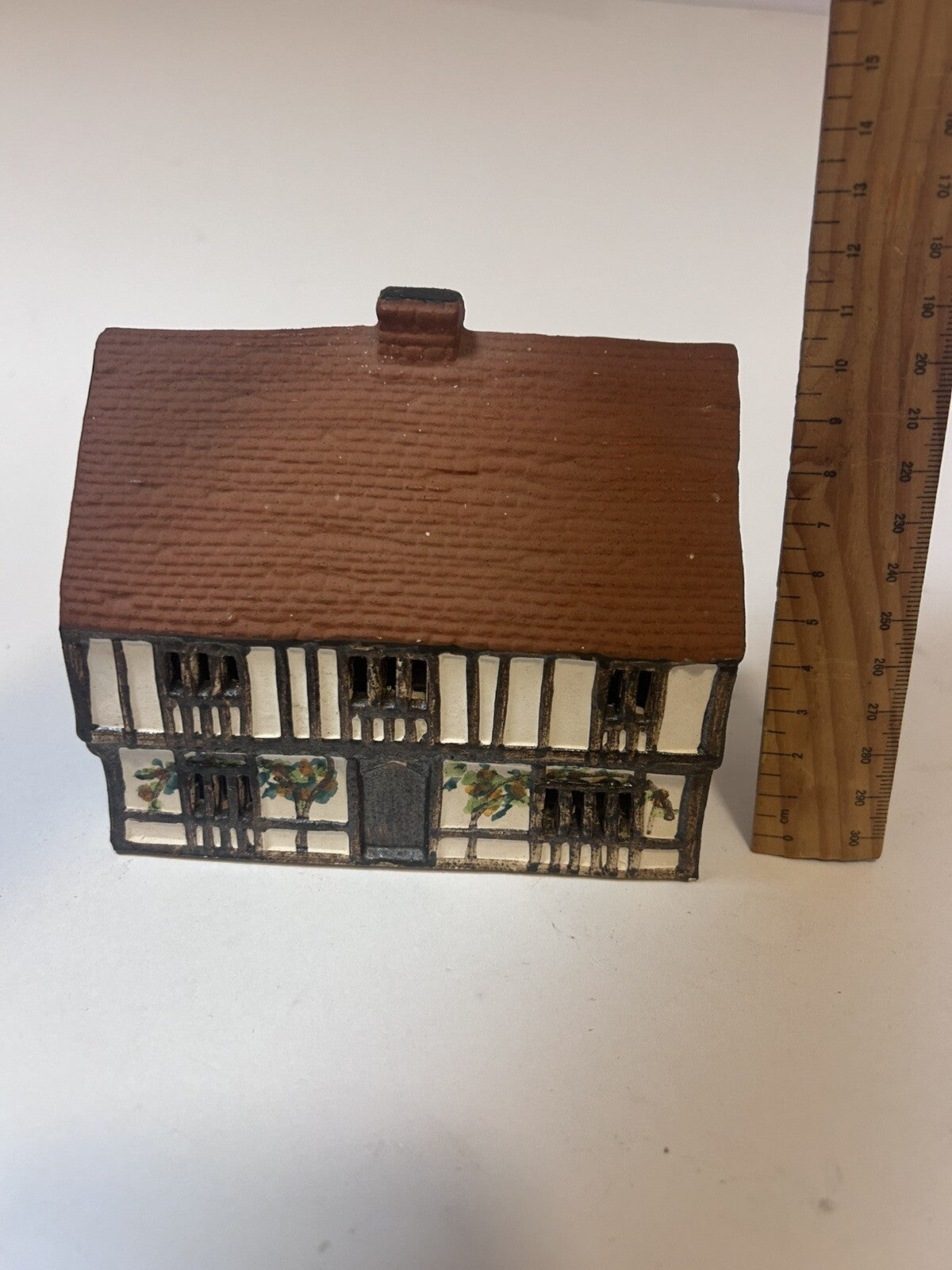 Vintage 1981 O’Donoghue Pottery Rye Tudor Cottage Money Box Hand painted