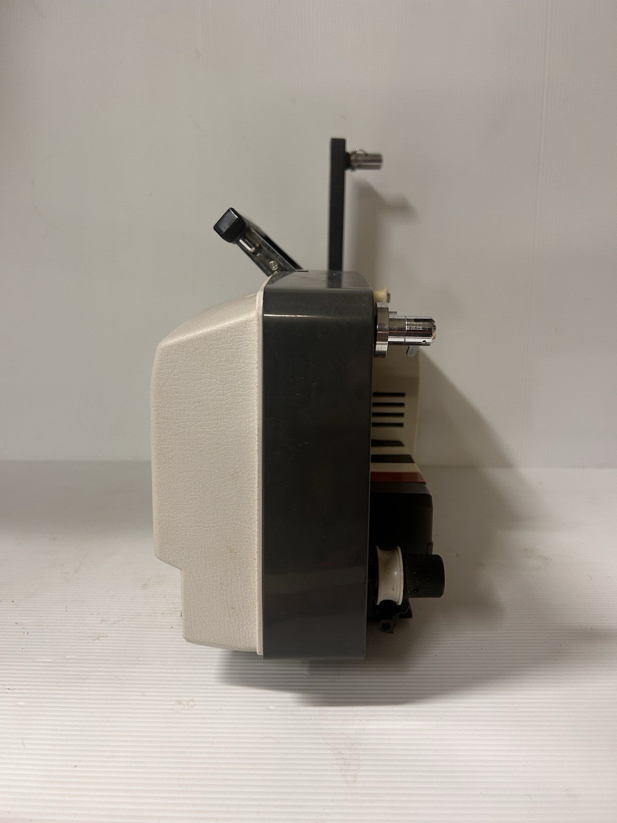 Sekonic 260-S Super 8 Projector Vintage Japan w/ Manual & Case – Untested