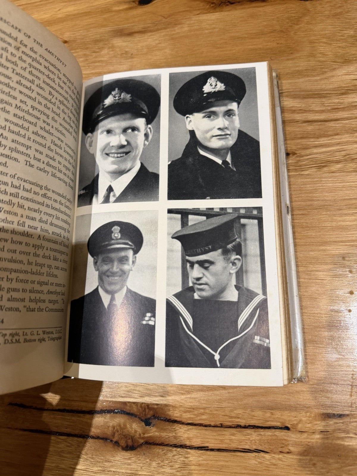 Escape of the Amethyst C.E. Lucas Phillips 1957 1st Ed Heinemann Naval History