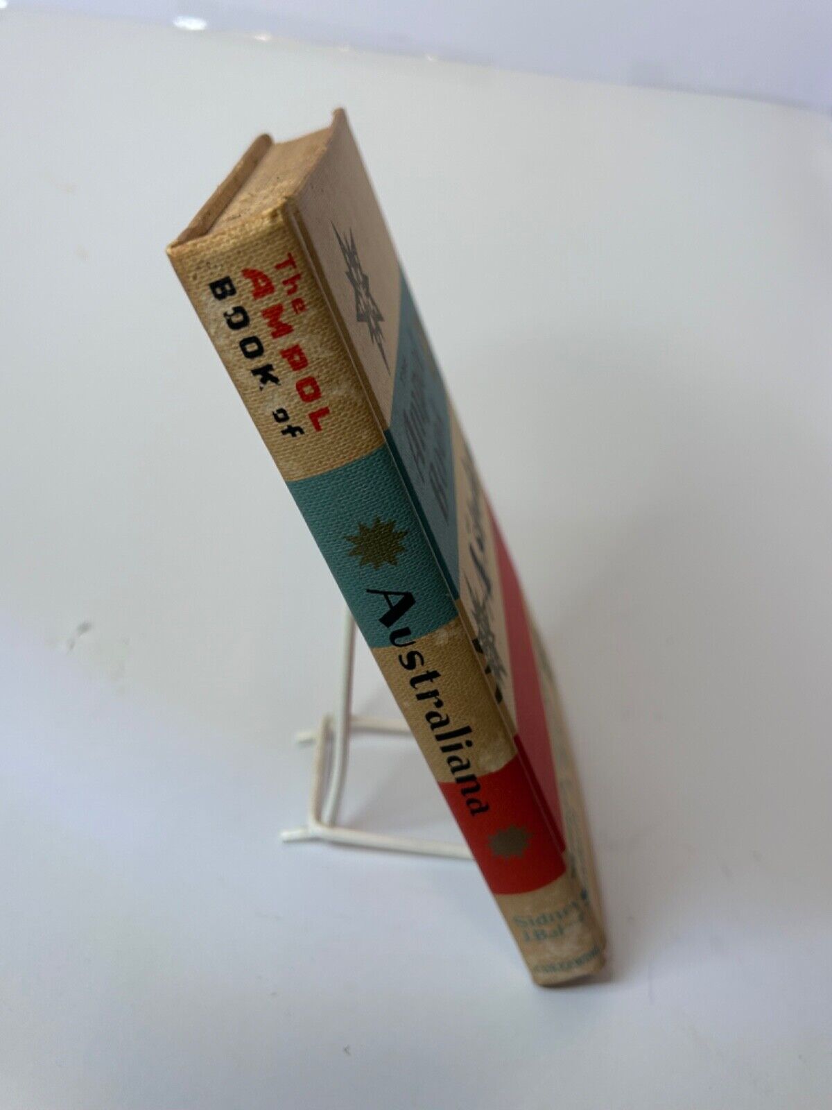 The Ampol Book of Australiana 1963 Trivia Australian history war sport HC