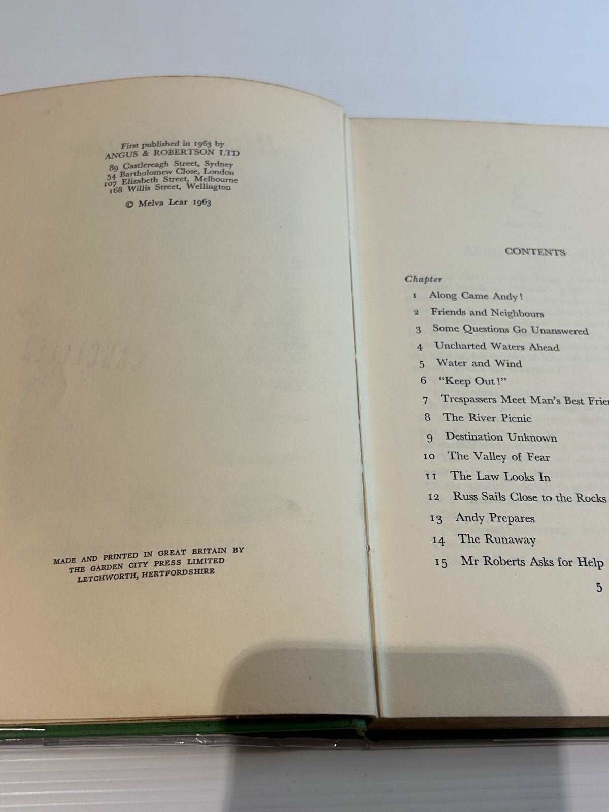 River Fugitive Melva Lear 1963 HC DJ 1st Ed Angus & Robertson Stackpool Art