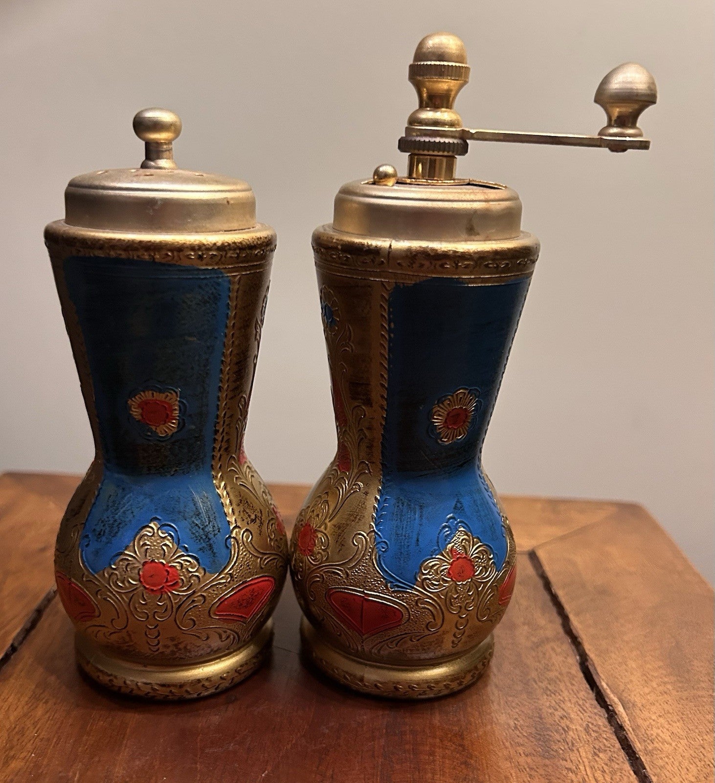 Vintage Italian Salt Pepper Grinder Set Blue Gold Florentine Style Pair