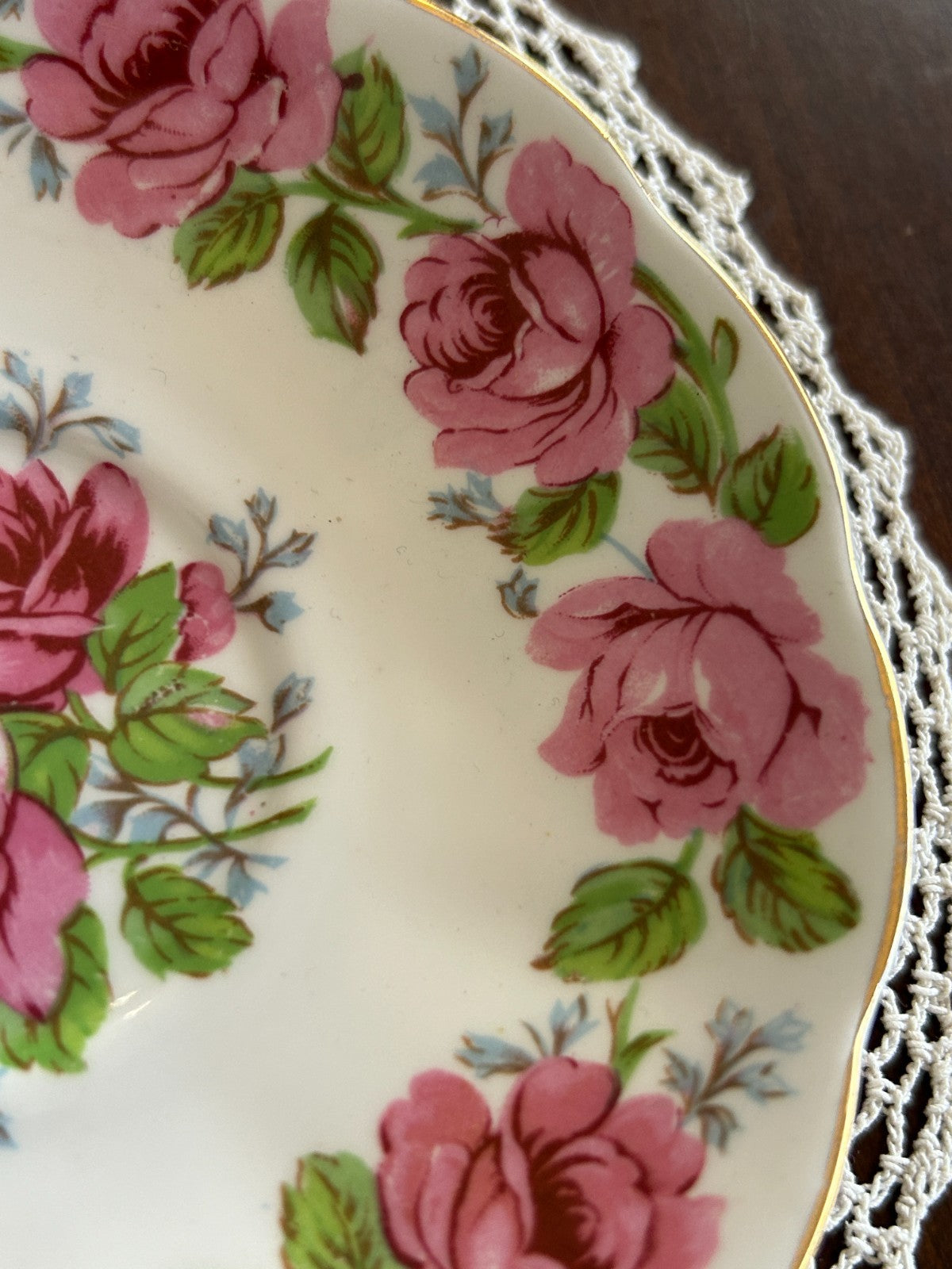Queen Anne | Lady Alexander Rose | Trio Fine Bone China | English Pink Roses