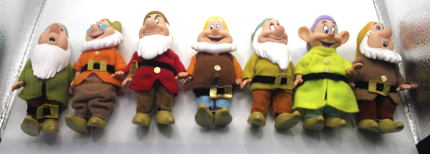 Disney Seven Dwarfs Complete Set Simba Vintage Plush and Vinyl Figures 12cm